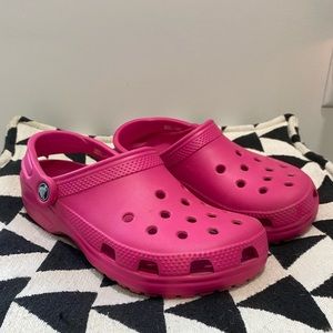 Crocs - hot pink size 8